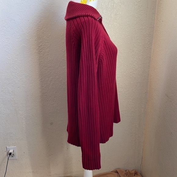 Jones New York Sport ~ Medium ~ 100% Cotton Red Zip Front Sweater - Picture 2 of 9